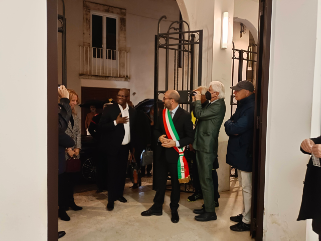 Noci accoglie S.E. l’Ambasciatore della Repubblica del Mali in Italia Ali Coulibaly
